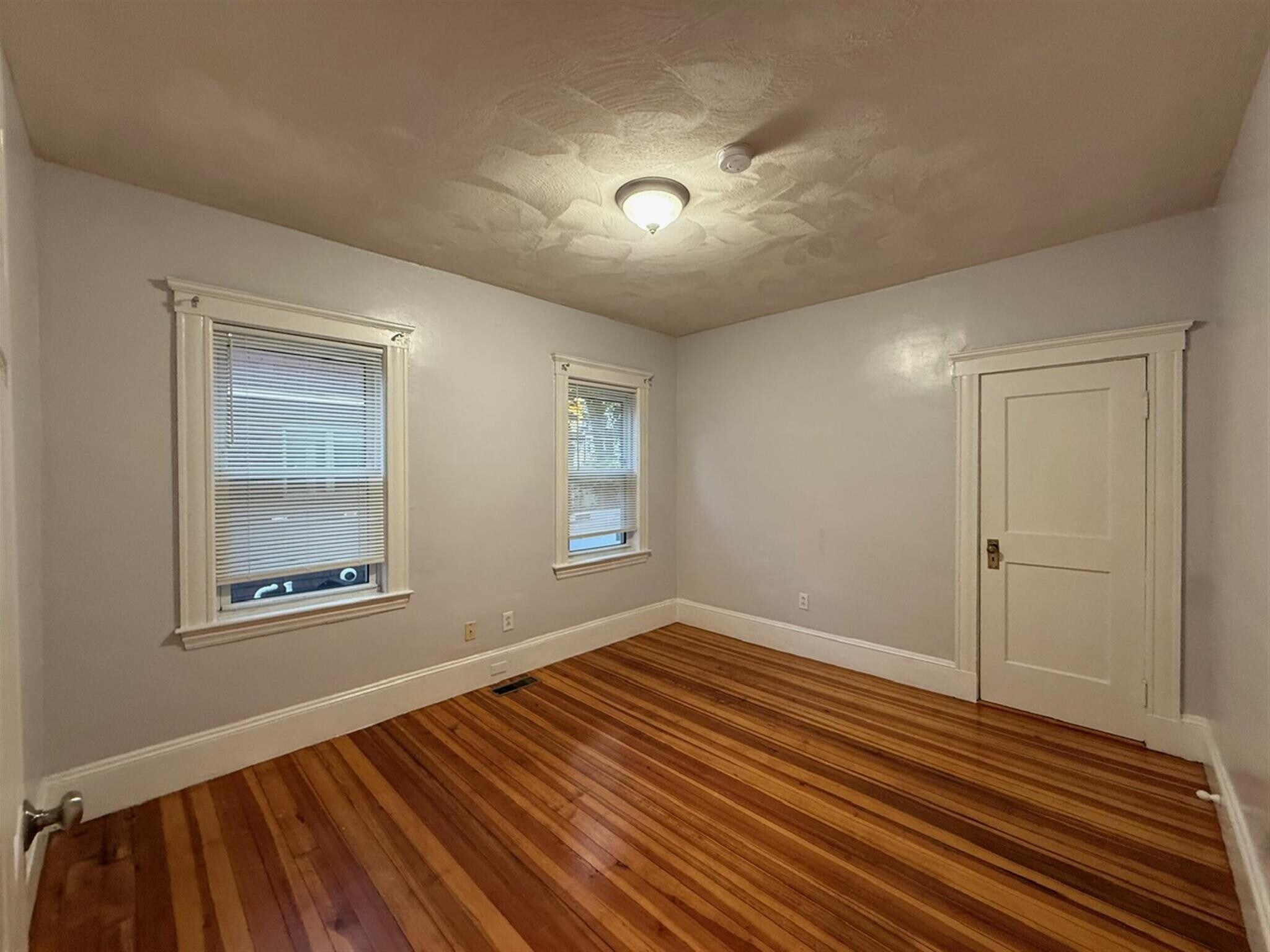 Building Photo - 110 W Quincy St