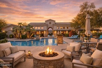 Building Photo - 16013 S Desert Foothills Pkwy