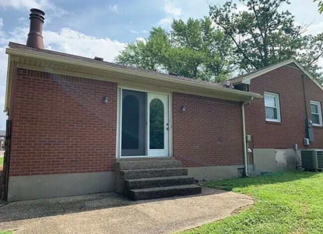 Building Photo - 3BR/2BA Home For Rent in Jtown!