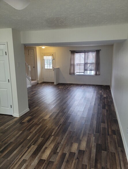 Building Photo - 1252 Castine Ct