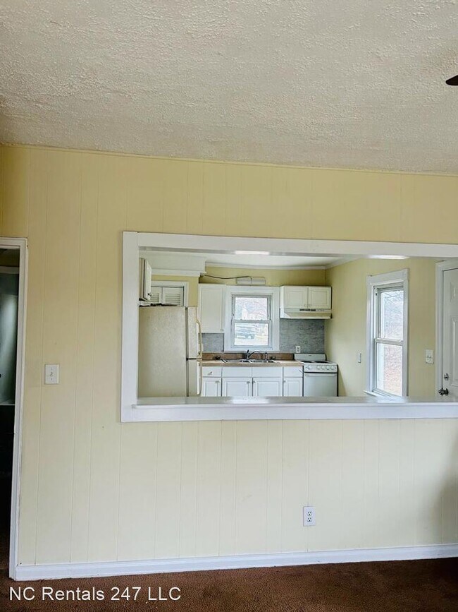 Building Photo - 2 br, 1 bath House - 1302 Cypress Street
