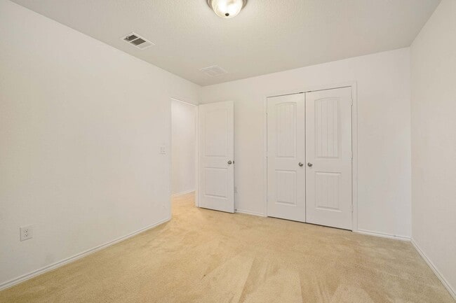 Building Photo - Pfabulous 3 Bedroom, 2.5 Bath, 2-Story Home In Pflugerville