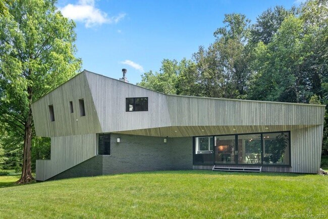 Building Photo - 364 Hollow Tree Ridge Rd