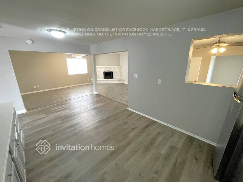 Building Photo - 4048 W Townley Ave