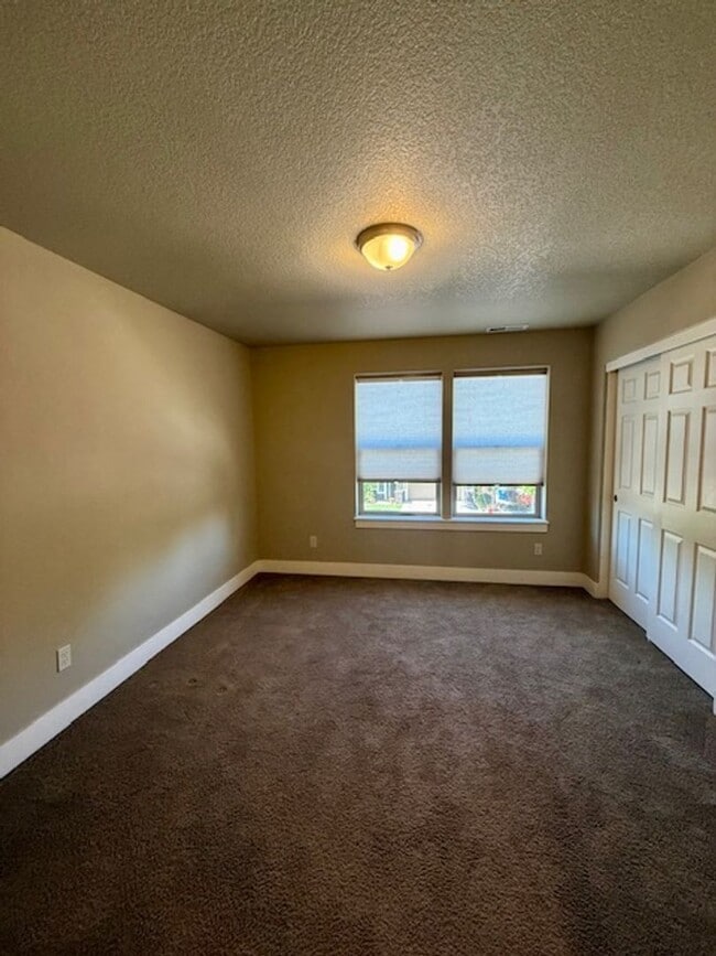Building Photo - Lovely 3 Bedroom home in Mirada neighborho...