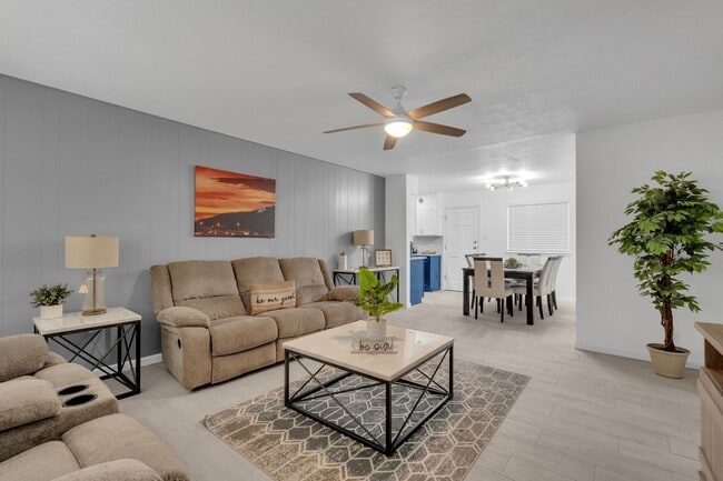 Building Photo - 9805 Sugarberry Dr