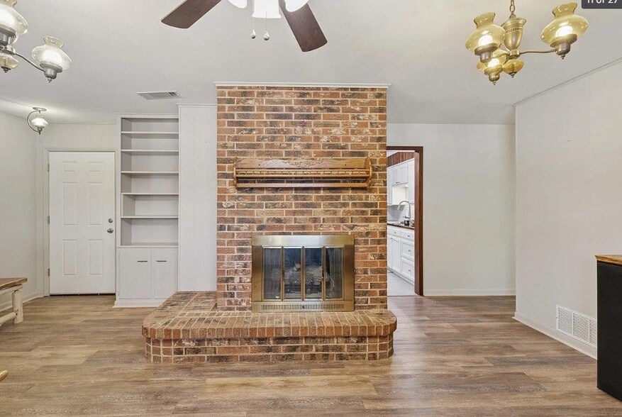 Building Photo - 226 Hillcrest Dr