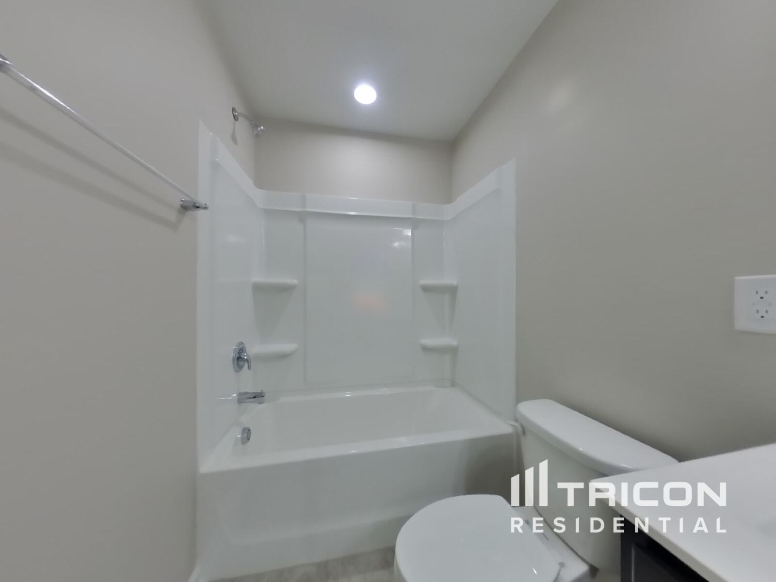 Building Photo - 449 Willard Wds Dr