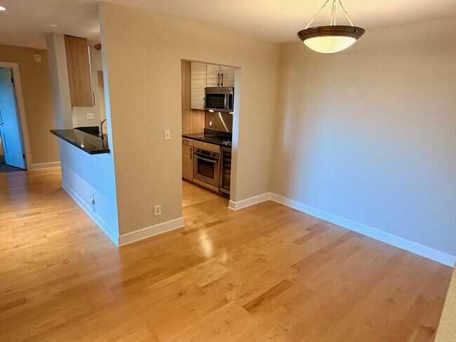 Building Photo - 1700 De Anza Blvd