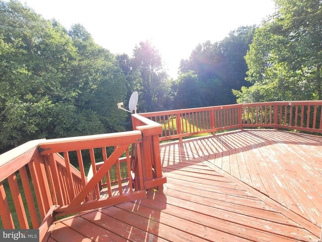 Building Photo - 13115 Rosebay Dr