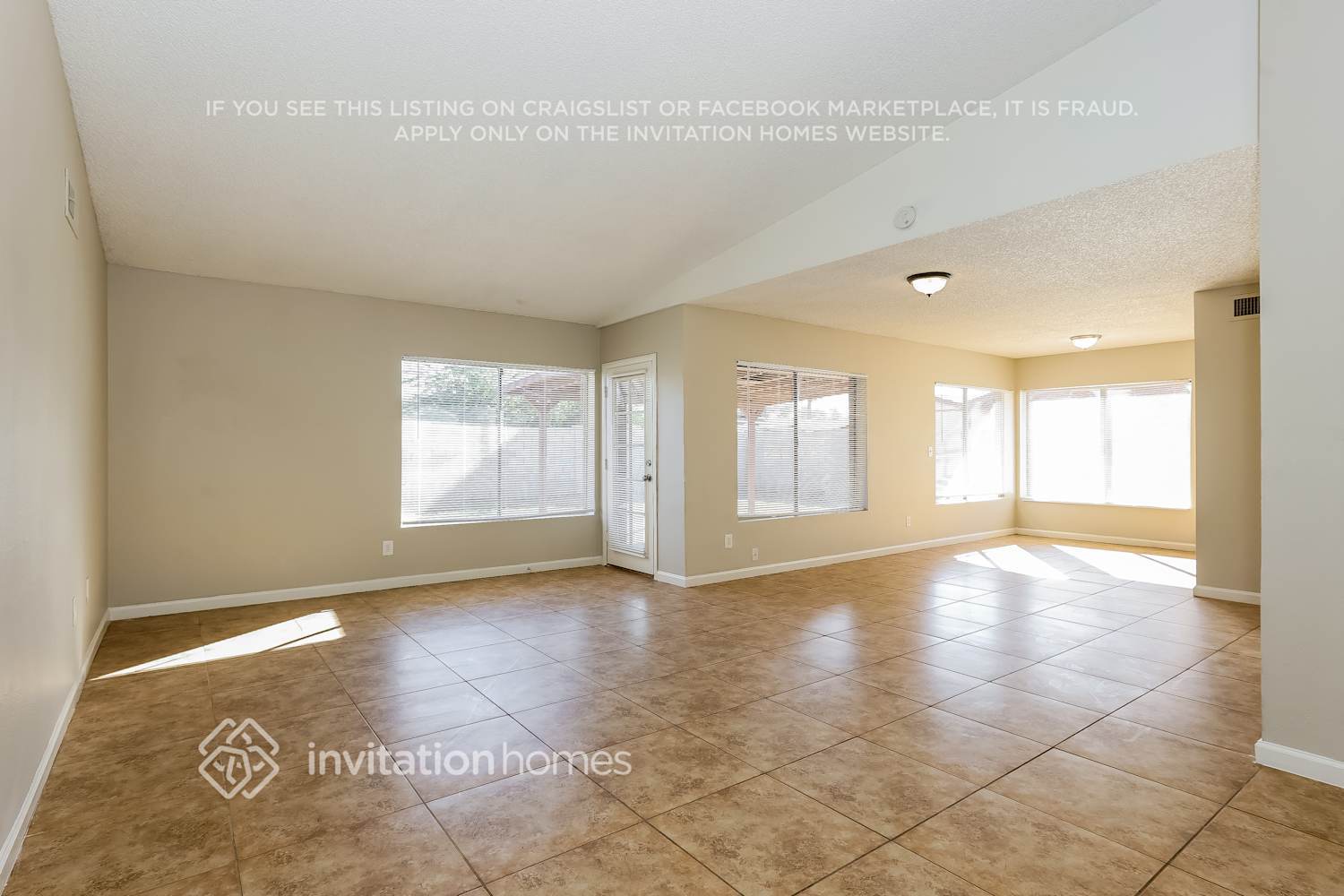 Building Photo - 5025 N 69th Ave