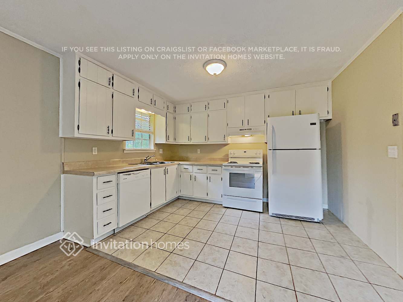 Building Photo - 216 S Sequoya Dr
