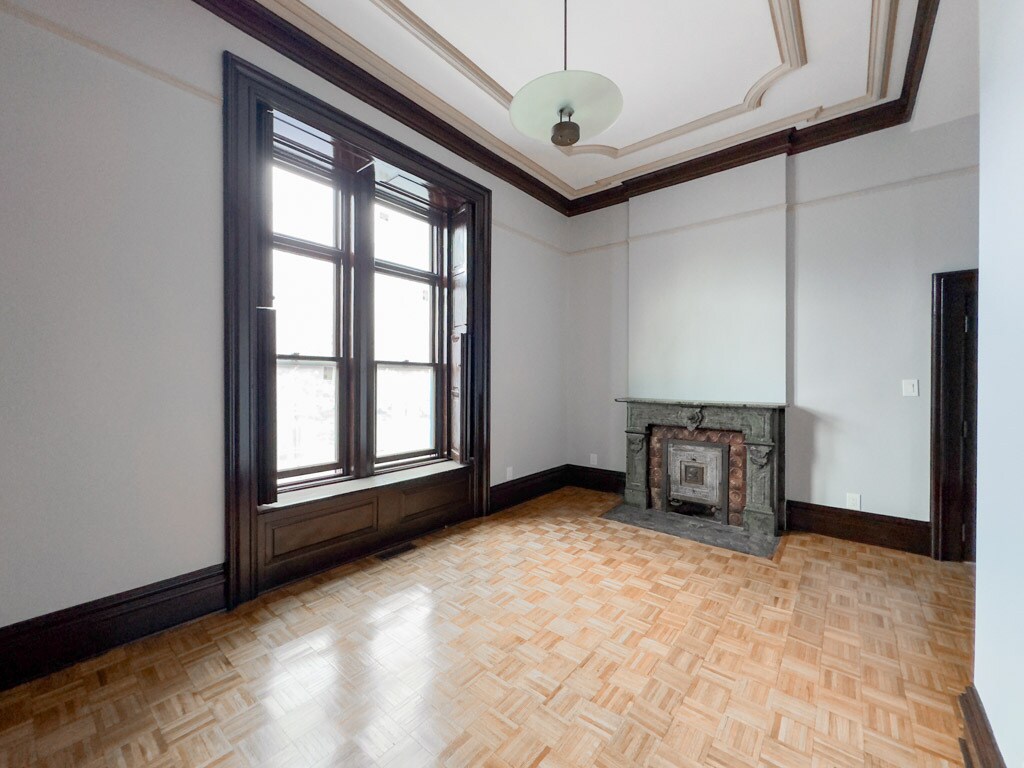 Building Photo - 238 S Ashland Ave