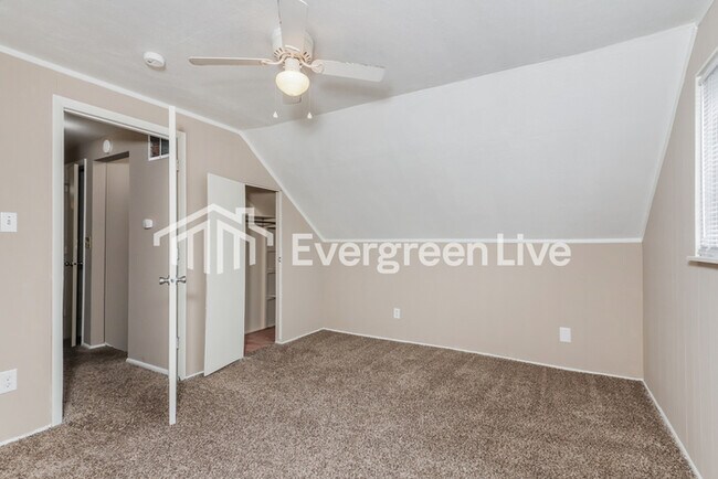 Building Photo - 7650 Damascus Dr