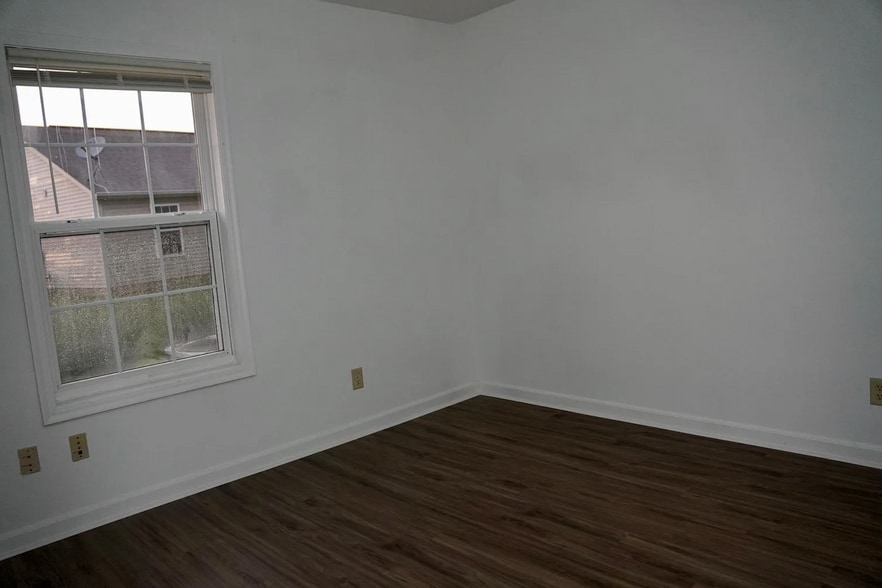 Building Photo - 140 Northridge Dr