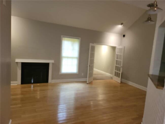 Building Photo - 3873 King Edward Trail SW