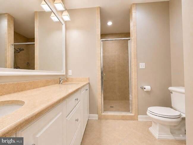 Building Photo - 1824 Potomac Greens Dr