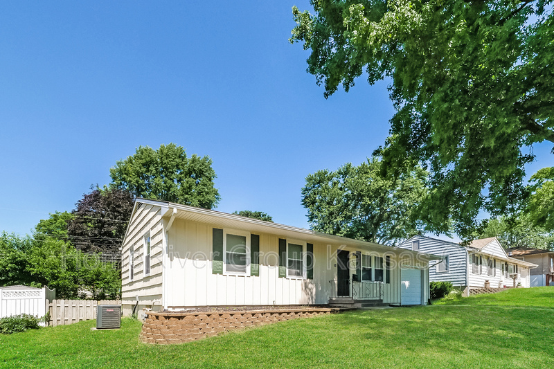 Building Photo - 4722 Overton Ave