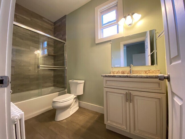 Building Photo - 51 Pearl St