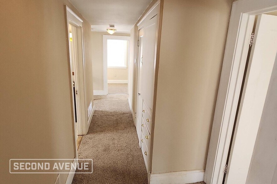 Building Photo - 3870 Lee Heights Blvd