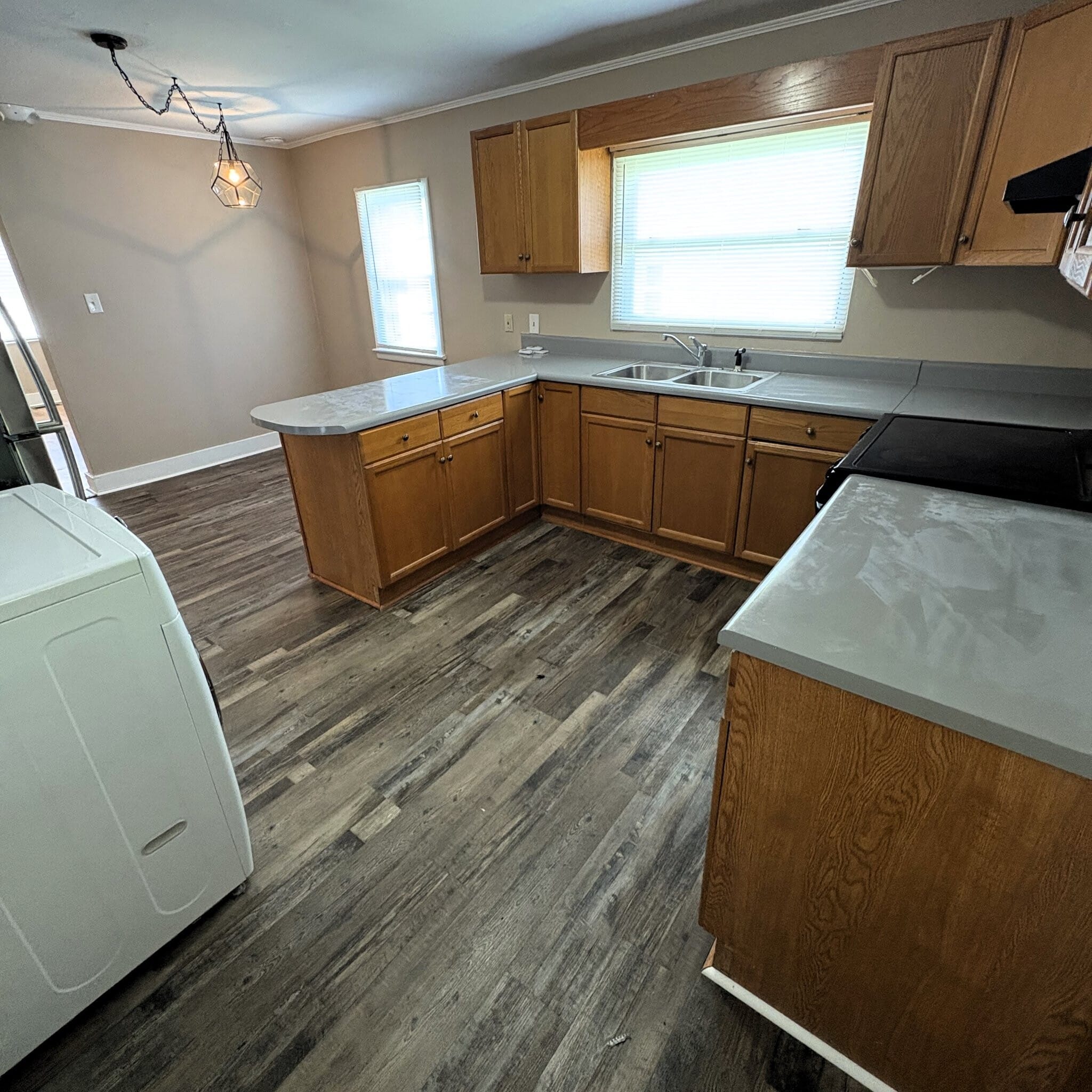 Building Photo - 1603 Pratt Ave NE