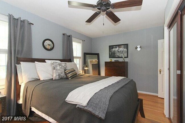 Building Photo - Wonderful Home in Great Arlington Location!