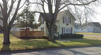 Building Photo - 237 Fairbanks St
