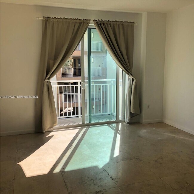 Building Photo - 7275 SW 90th St