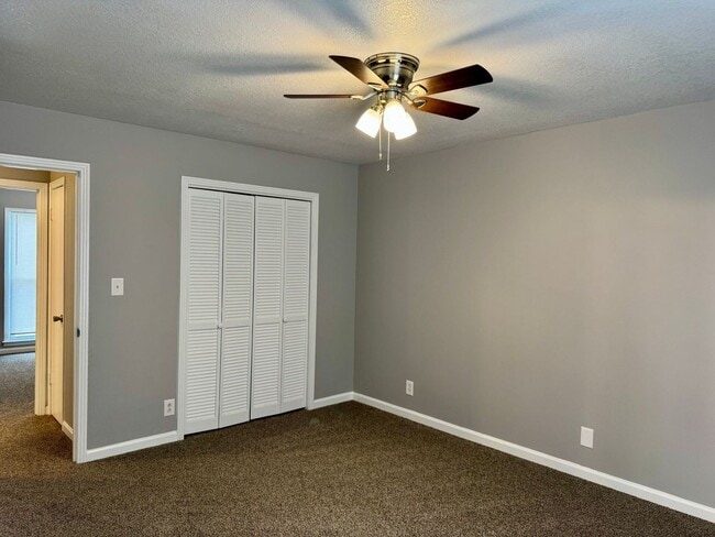 Building Photo - Charming 3-bedroom, 2-bathroom house with 1 Car Garage!