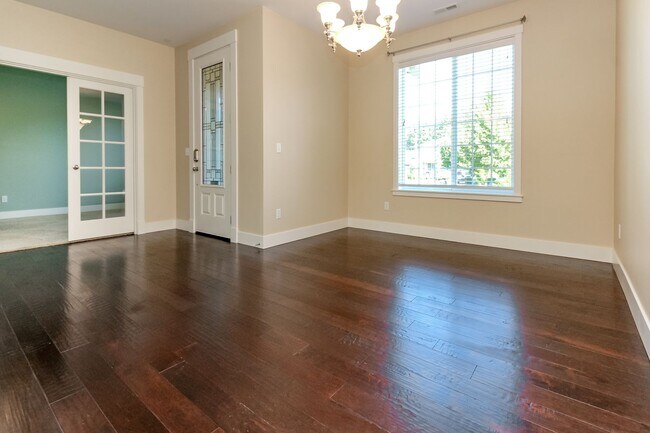 Building Photo - Beautiful Bell Hill Home in DuPont