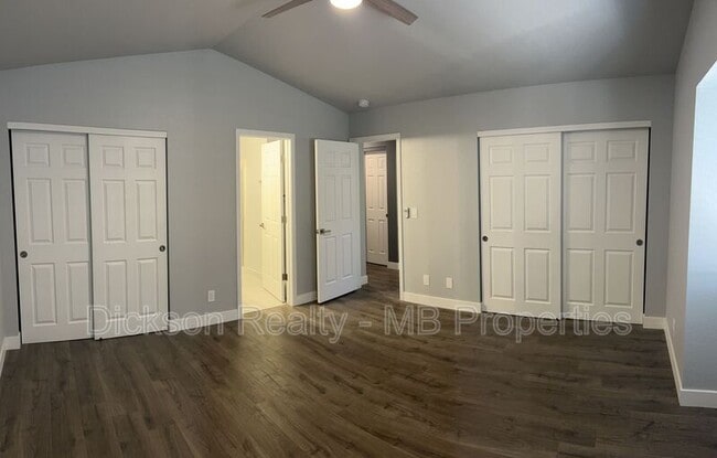 Building Photo - 5261 Coit Dr