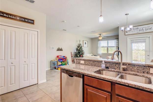 Building Photo - 15510 Florence Hollow Pl