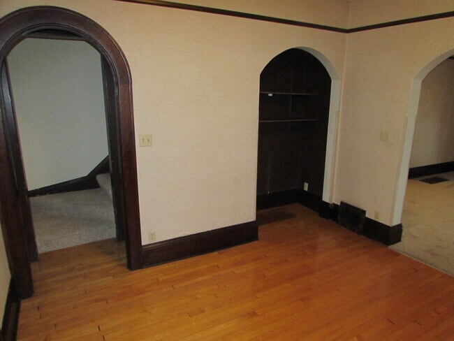 Building Photo - 123 S Brittingham Pl