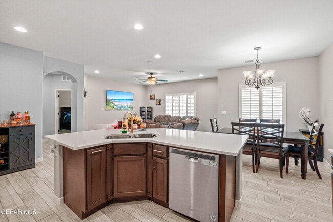 Building Photo - 14709 Tierra Garcia Dr