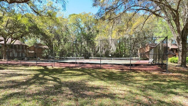 Building Photo - 2/2 for rent in desirable Fairways Condos