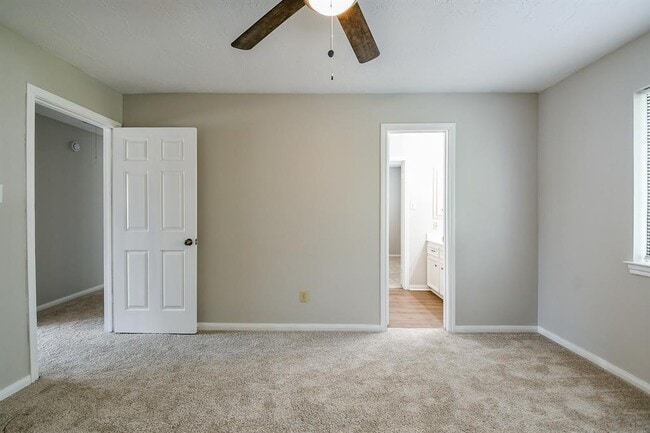 Building Photo - 3423 Berry Grove Dr