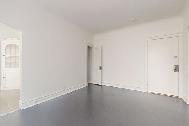 Floorplan - 5336-5338 S. Hyde Park Boulevard