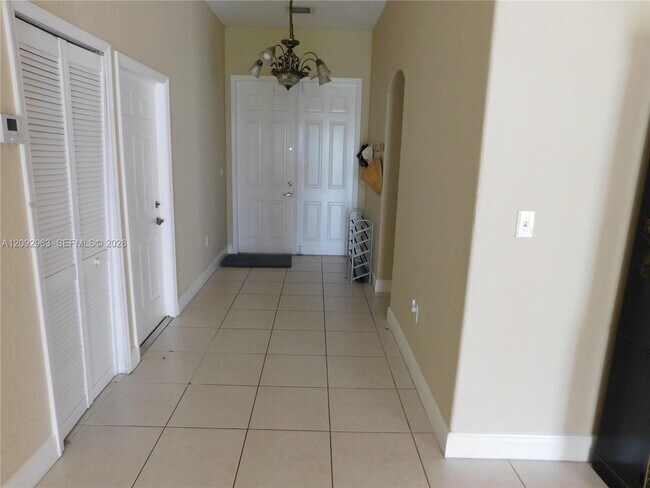 Building Photo - 21800 SW 184th Pl