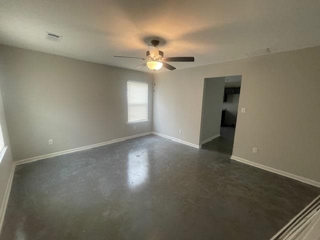 Building Photo - 2443 Zanone Ave