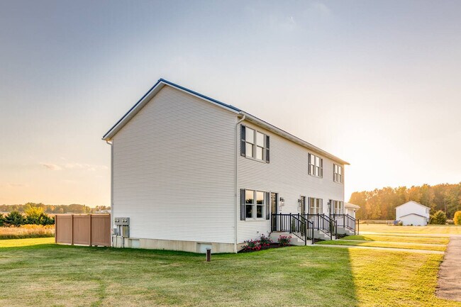 Building Photo - 10268 Cleveland Rd