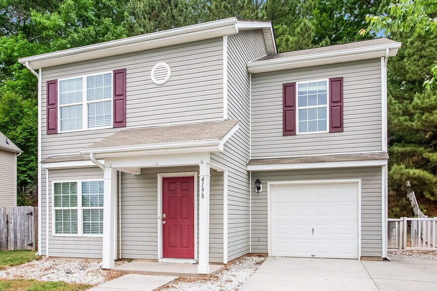 Building Photo - 4198 Broadstairs Dr SW