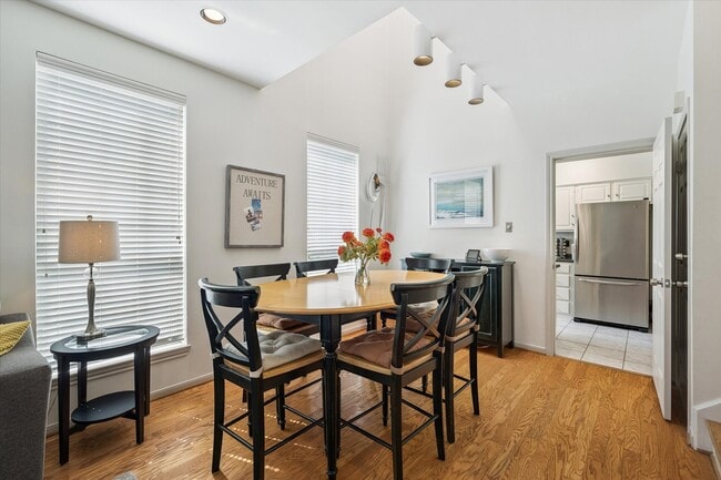 Building Photo - 4000 Purdue St