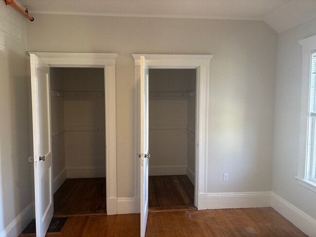 Building Photo - 44 Essex St