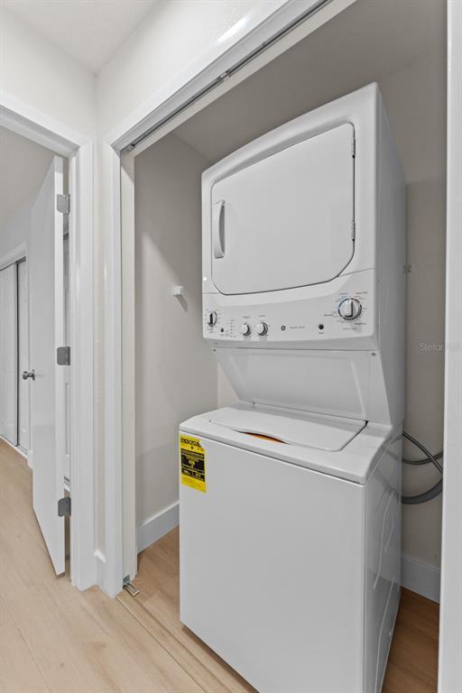 Building Photo - 3058 Overlook Pl