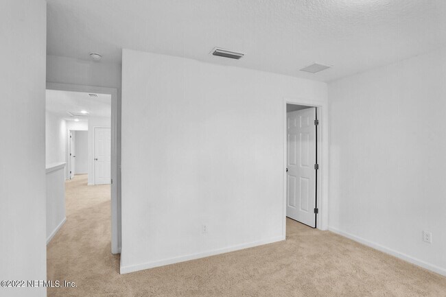 Building Photo - 90 Ridge Lake Rd