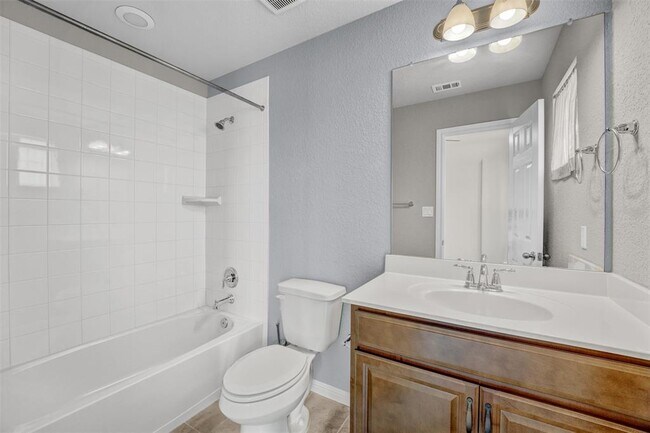 Building Photo - 6709 Golden Bough Ln