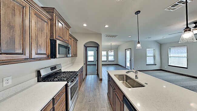 Building Photo - Spectacular 4 Bedroom 2 Bath Home in Piedm...