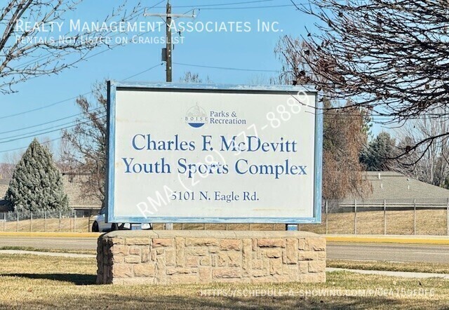 Building Photo - 13817 W Audra Ln