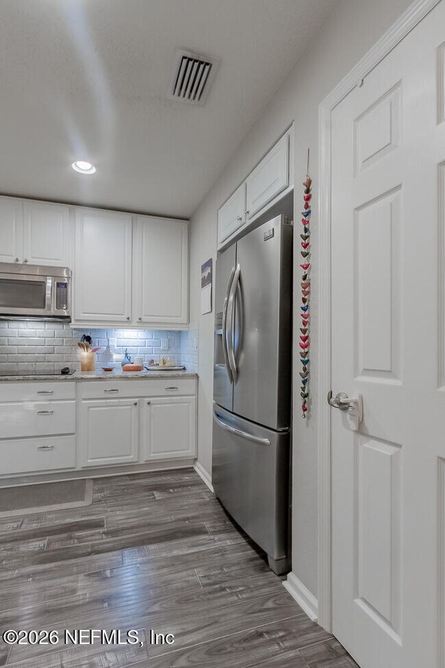 Building Photo - 15078 Durbin Cove Way