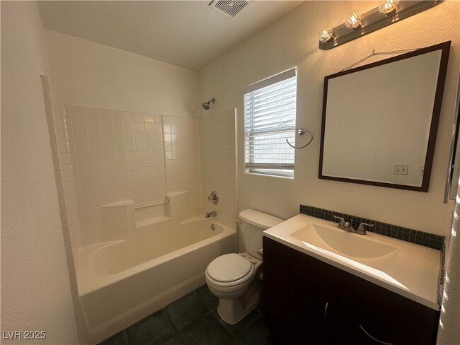 Building Photo - 1276 Plum Canyon St